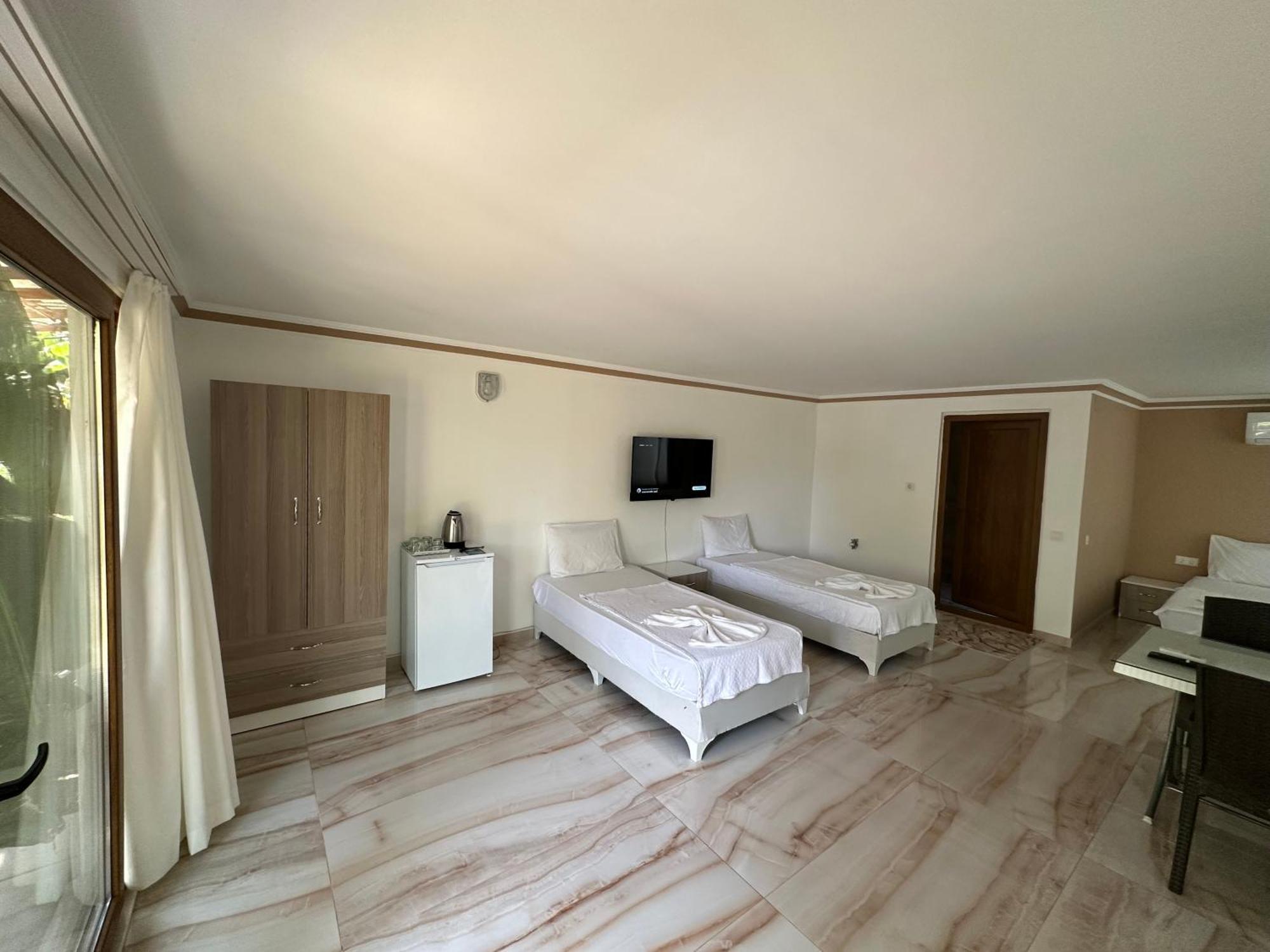 Kiris Garden Hotel Kemer Exterior photo
